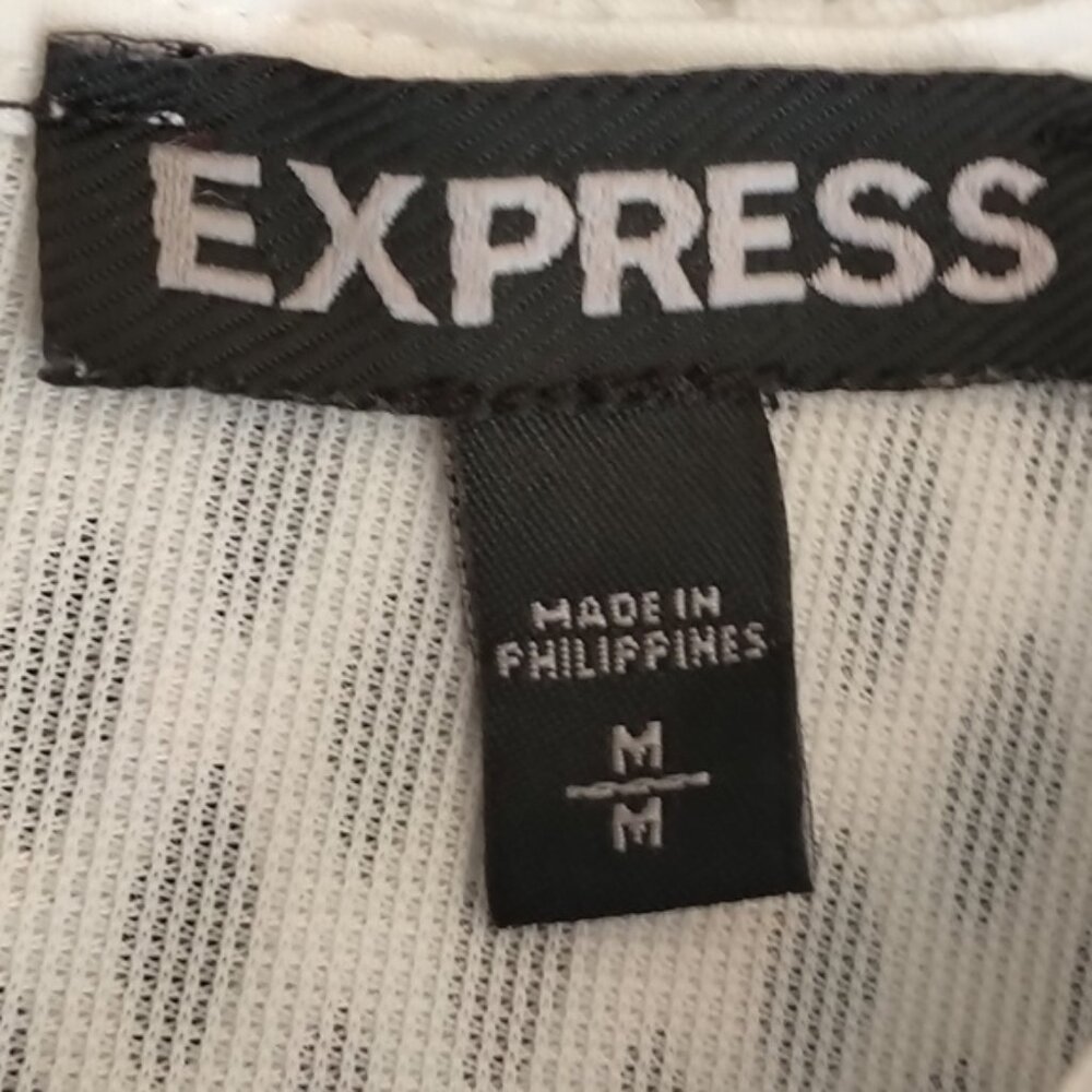 Incredible Sleeveless Top by Express Like New M - Picture 7 of 7
